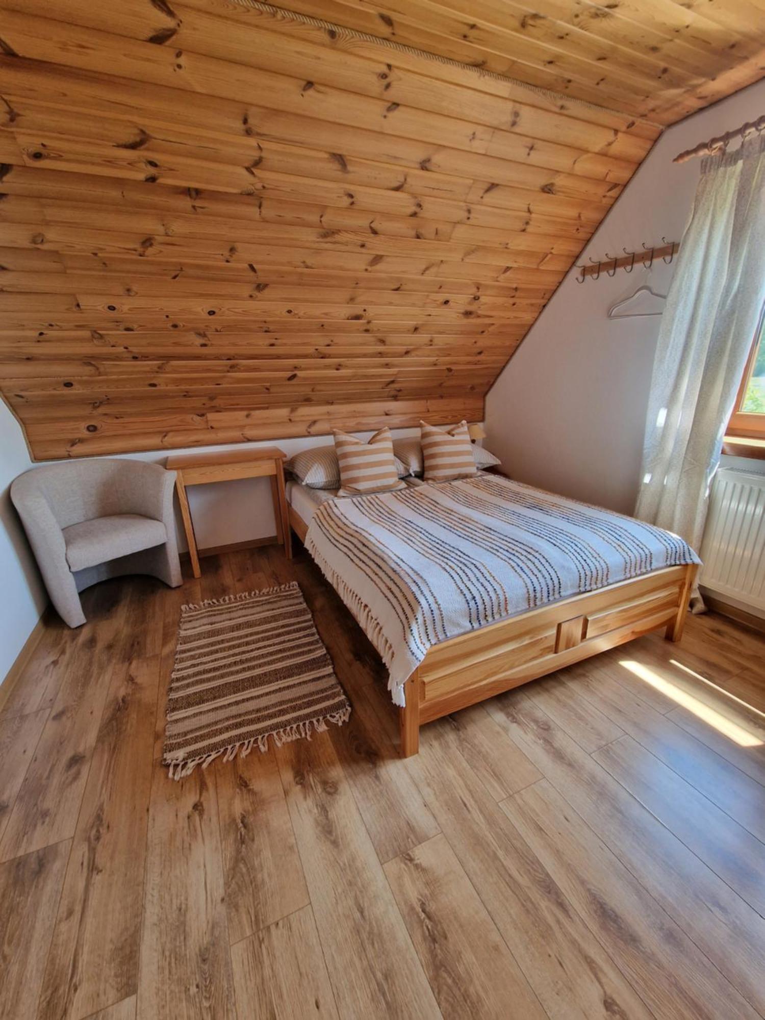 "Pod Szumiaca Topola" Apartment Bialowieza Room photo