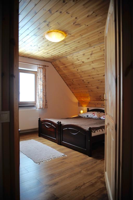 "Pod Szumiaca Topola" Apartment Bialowieza Exterior photo